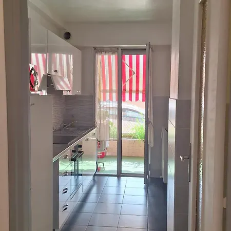 Apartment L Alicante Carre D'or 2 Pieces Terrasse Climatise