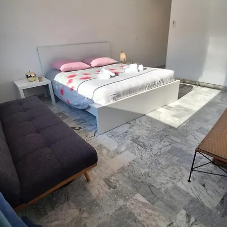 L Alicante Carre D'or 2 Pieces Terrasse Climatise Apartman